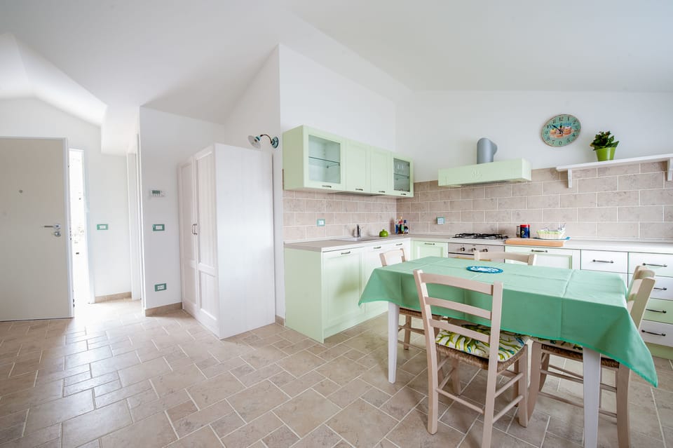 Studio, Sea View | In-room dining