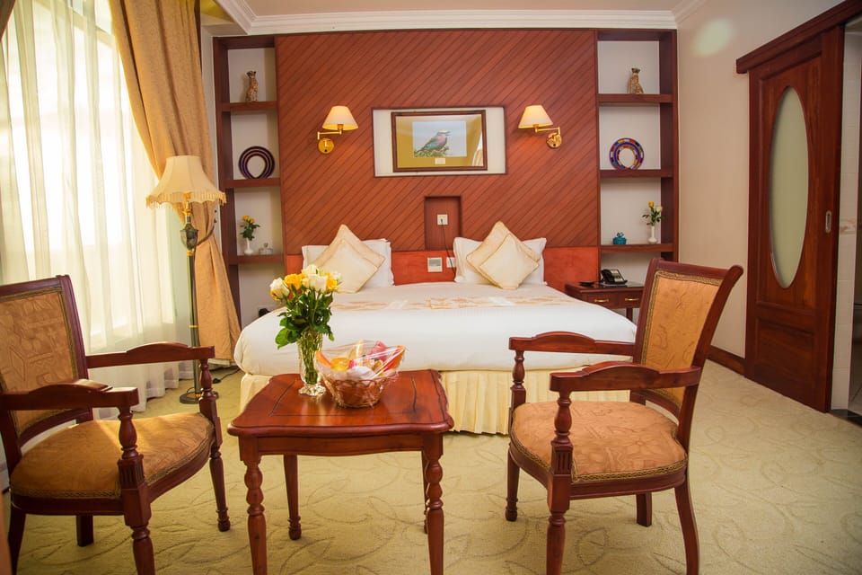Superior Room, 1 Queen Bed, Non Smoking | Egyptian cotton sheets, premium bedding, down comforters, pillowtop beds