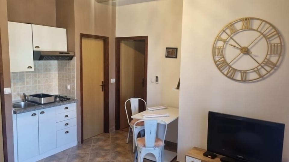 Apartment (A4) | Living area | LCD TV
