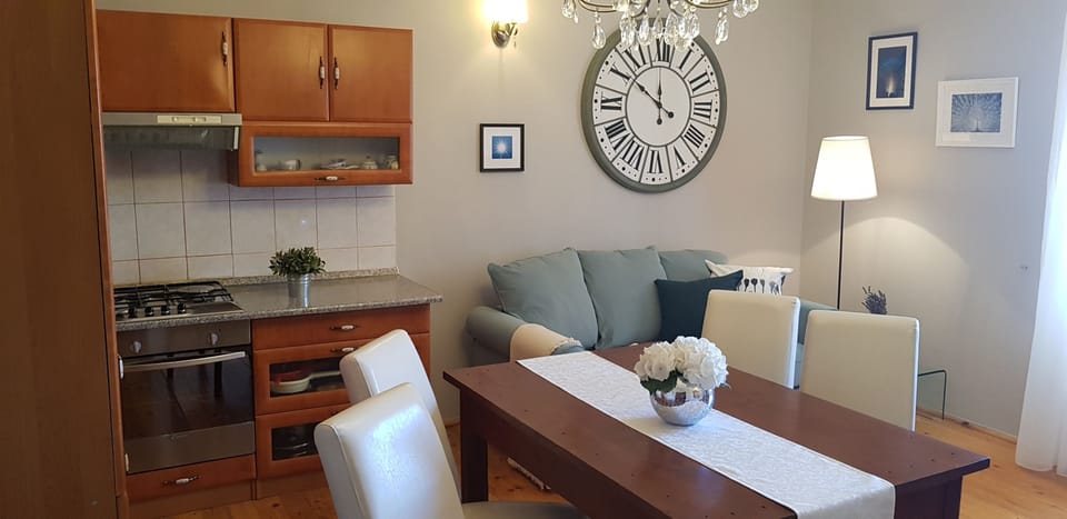 Apartment | WiFi (free), bed sheets