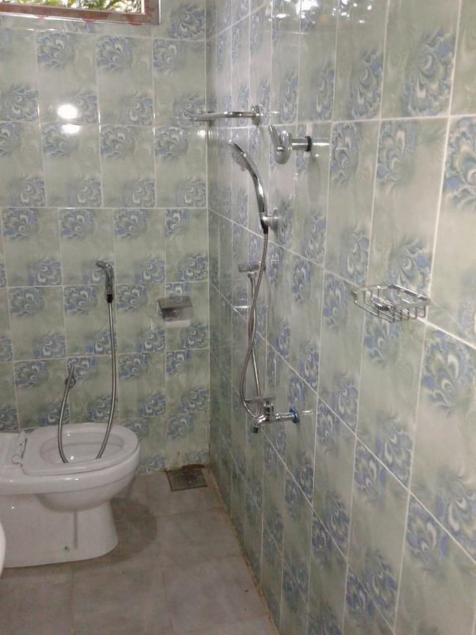 Double Room | Bathroom | Shower, rainfall showerhead