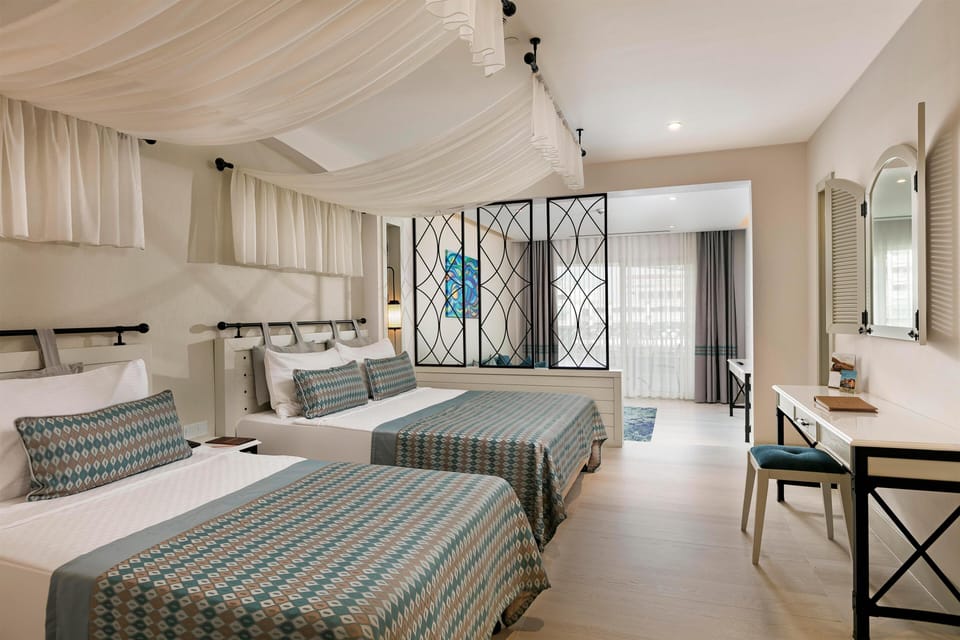 Premium bedding, Select Comfort beds, minibar, in-room safe
