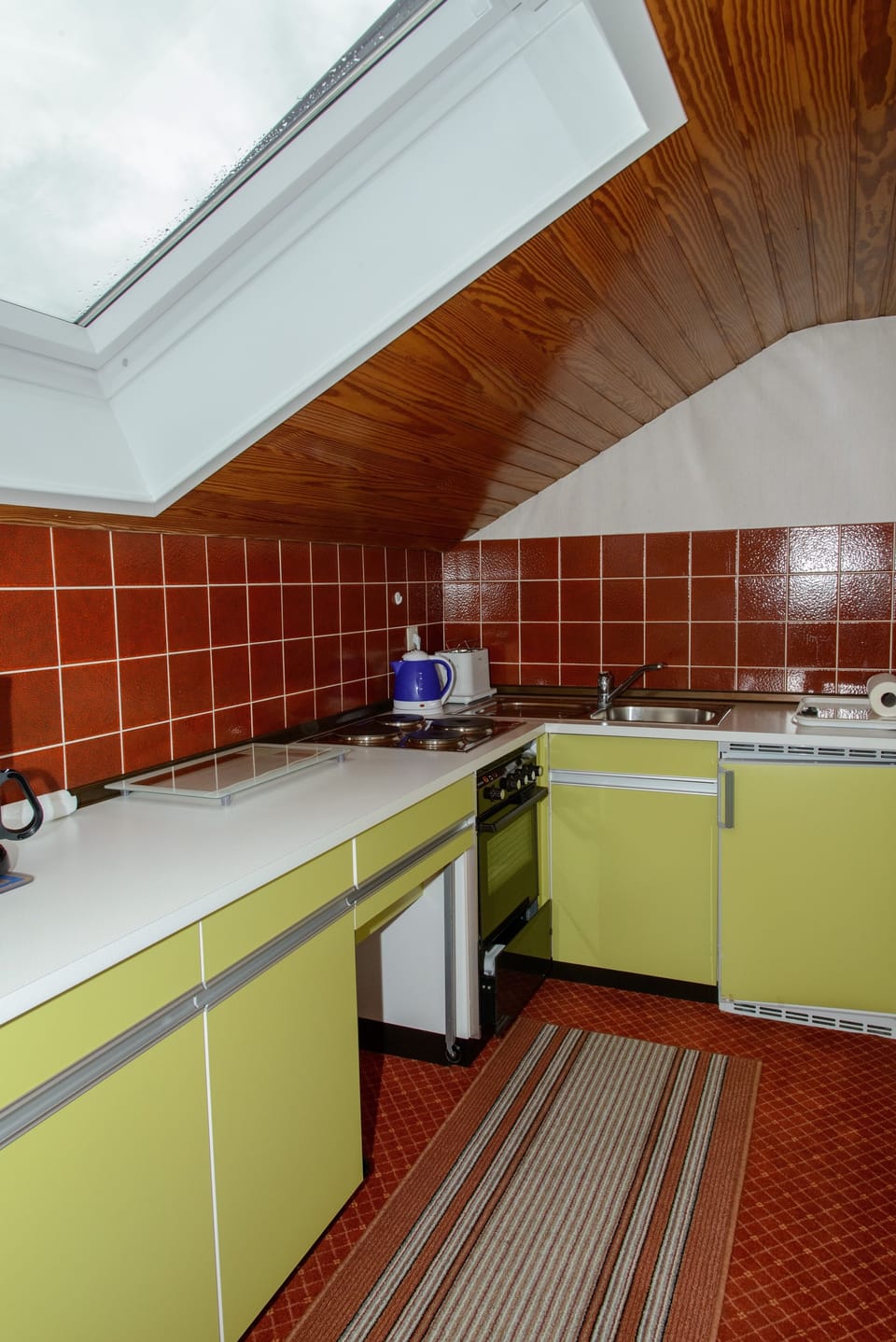 Apartment, 1 Bedroom (DG Links) | Private kitchen | Fridge, oven, stovetop, coffee/tea maker