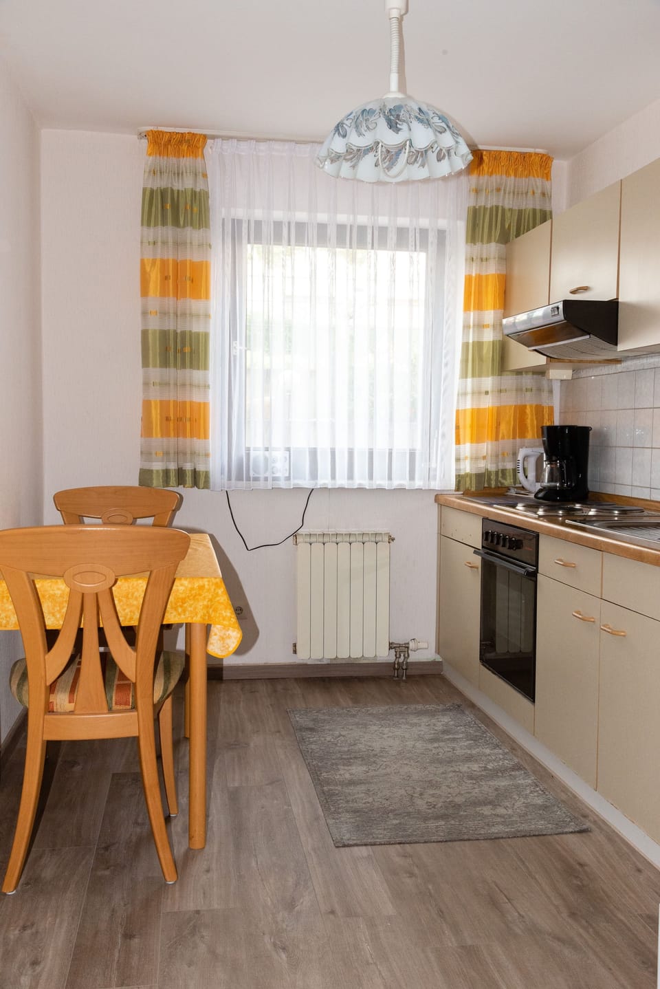 Apartment, Non Smoking, Garden View (Souterrain) | Private kitchen | Fridge, oven, stovetop, coffee/tea maker