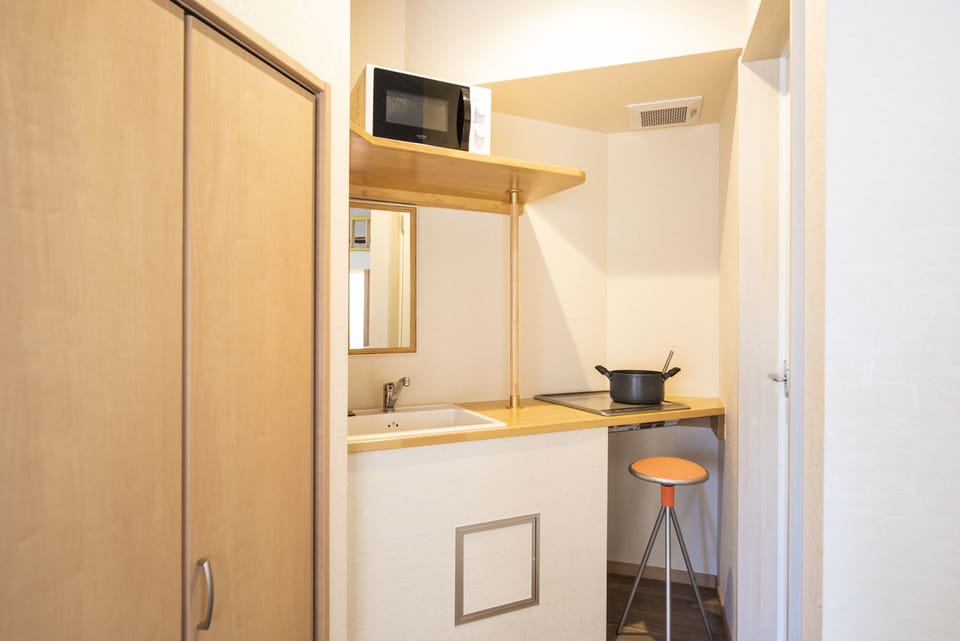 Private kitchenette