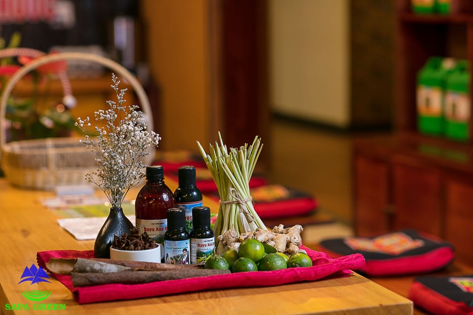 Couples treatment rooms, sauna, hot tub, steam room, body treatments