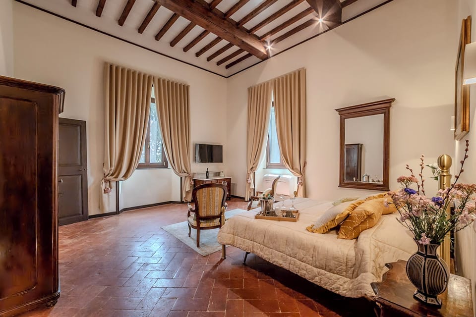 Romantic Suite, 1 Queen Bed, Pool Access, Executive Level | Individually furnished, desk, blackout drapes, soundproofing