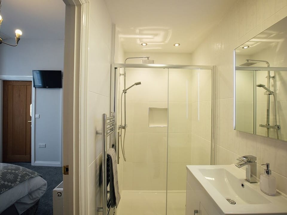 Superior Double Room, Ensuite, Sea View (Sleeps 4) | Miscellaneous