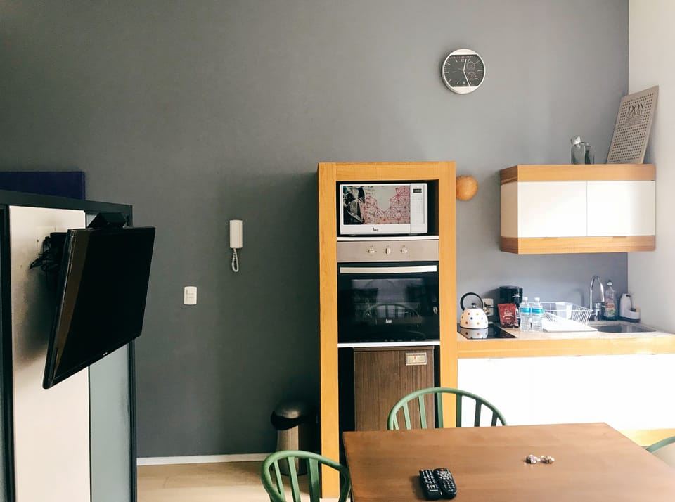 Private kitchenette