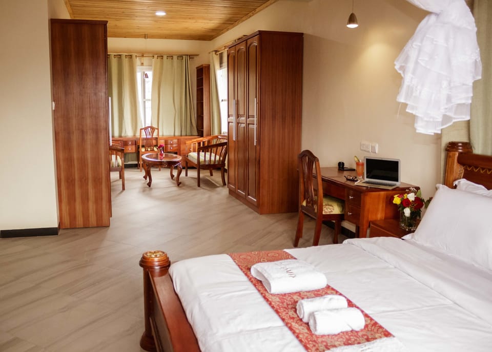 Apartment, 2 Bedrooms, Pool View | Premium bedding, desk, soundproofing, free WiFi