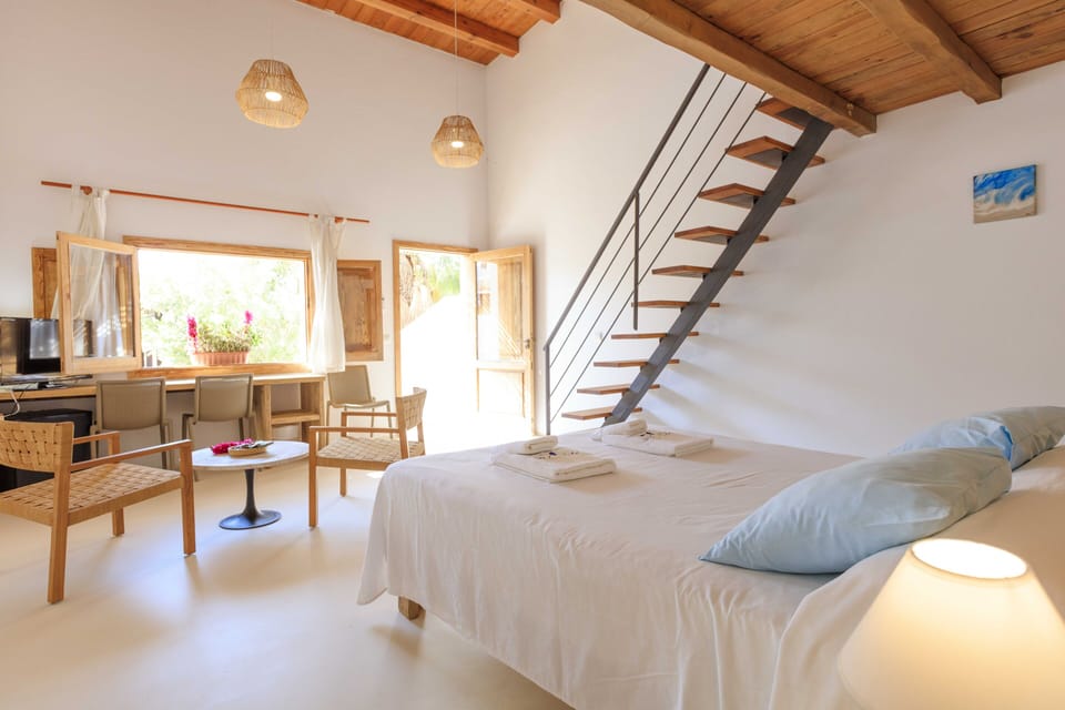 Duplex, Terrace (Es Vedra) | Iron/ironing board (on request), WiFi (free), bed sheets