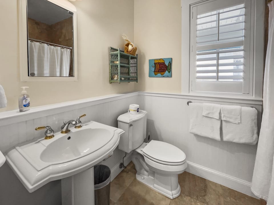 Mare E Sole 2 Bedroom Home by RedAwning House in Rosemary Beach