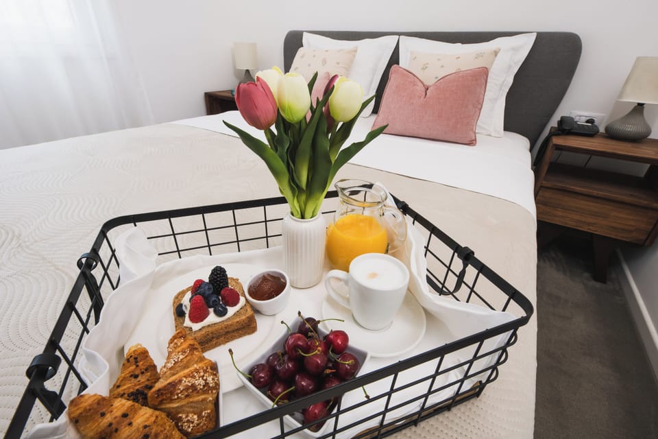 Minibar, in-room safe, soundproofing, iron/ironing board