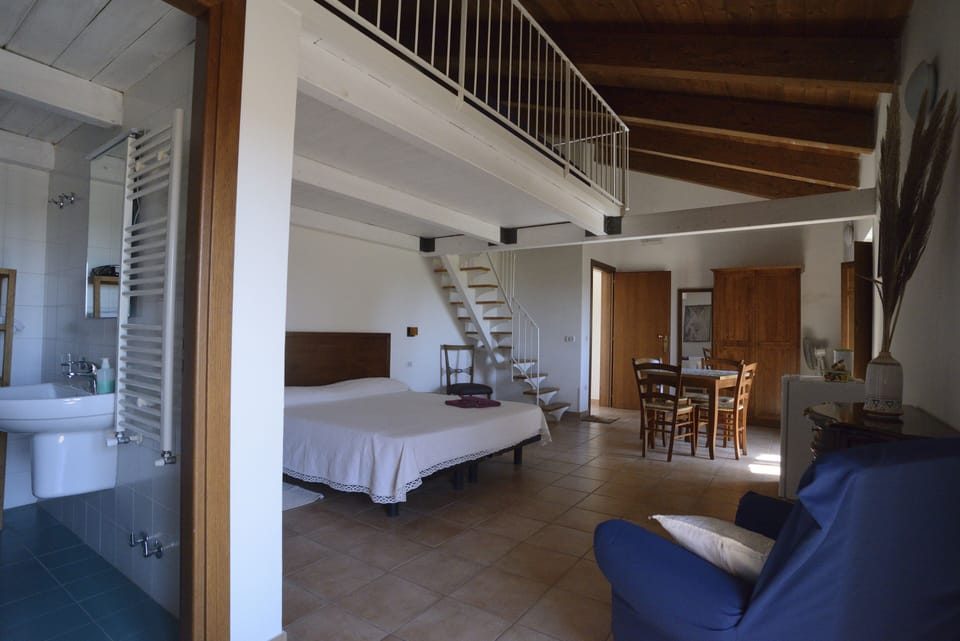 Junior Suite | Free minibar, desk, cribs/infant beds, rollaway beds