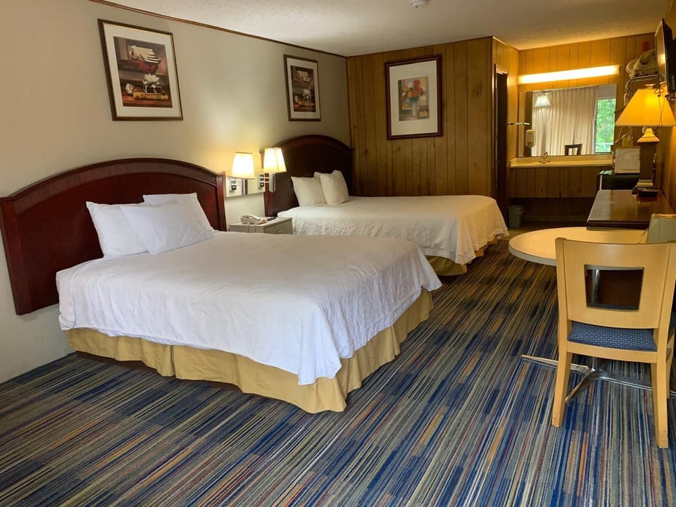 Deluxe Room, 2 Queen Beds, Non Smoking | Soundproofing, iron/ironing board, free WiFi, bed sheets