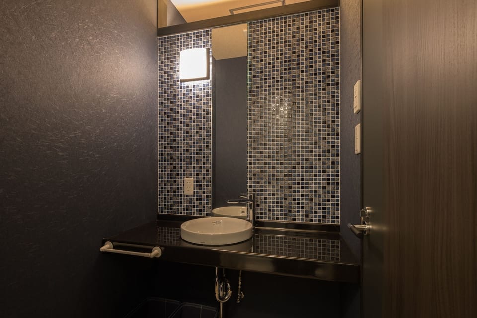 Standard Room | Bathroom sink