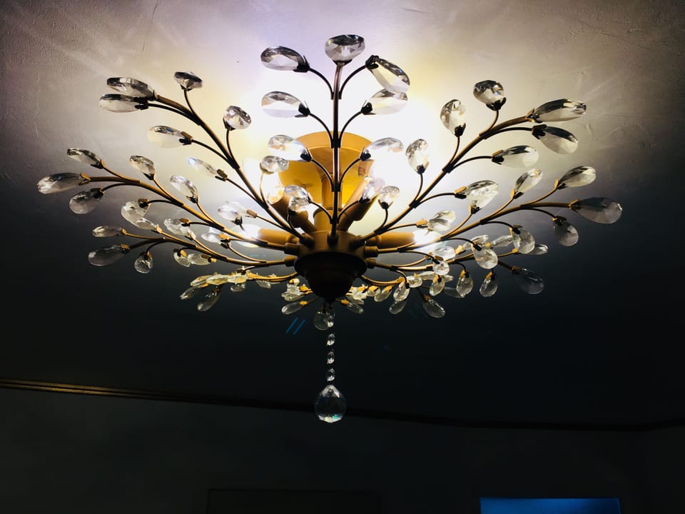 Superior Studio, 1 King Bed, Kitchen, Courtyard View | Individually decorated, individually furnished, free WiFi, bed sheets