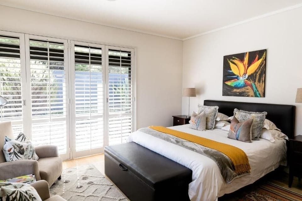 Premium bedding, minibar, in-room safe, individually decorated