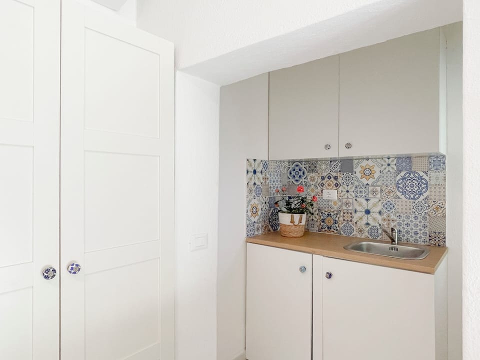 Double Room, Annex Building | In-room safe, desk, free WiFi, bed sheets