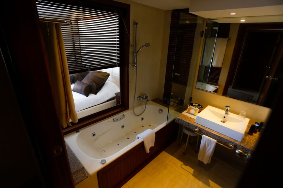 Deep soaking tub, rainfall showerhead, free toiletries, hair dryer
