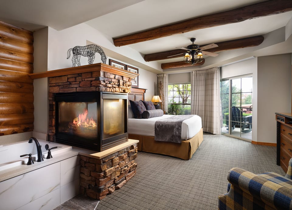 Villa, 1 Bedroom with Kitchen, Living Room and Fireplace | Premium bedding, in-room safe, desk, blackout drapes