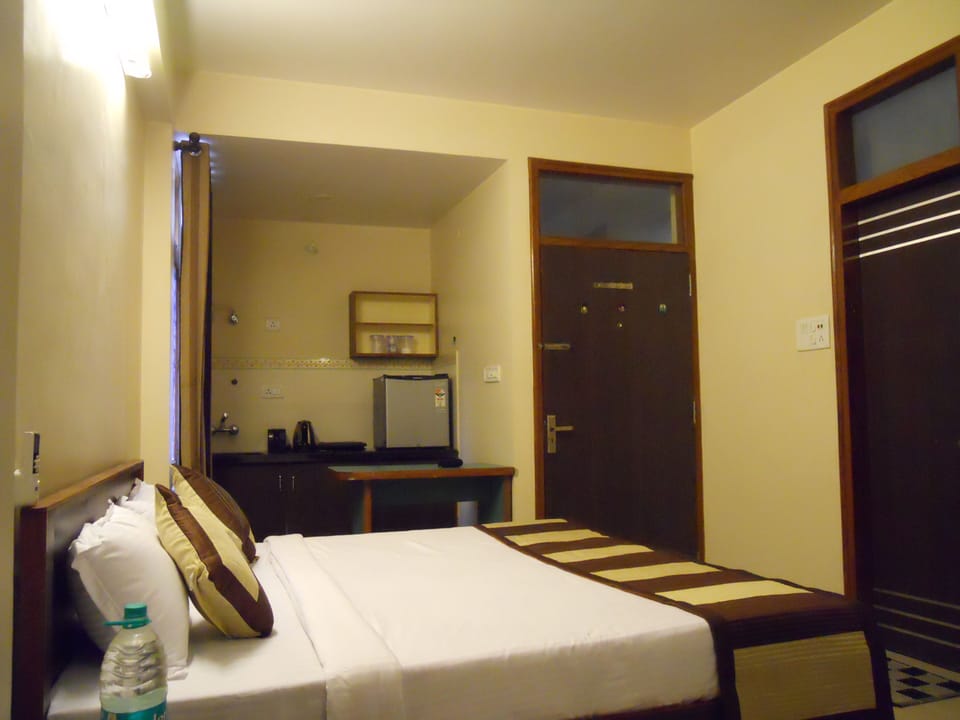 Room, 1 Bedroom | In-room safe, rollaway beds, free WiFi