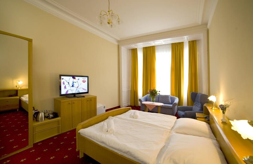 Minibar, in-room safe, desk, soundproofing