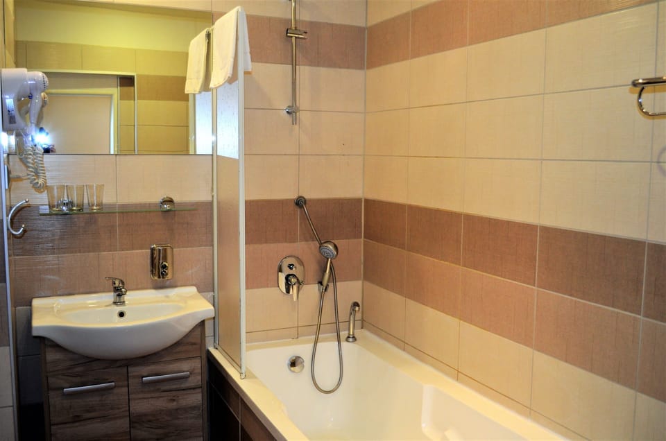 Free toiletries, hair dryer, towels