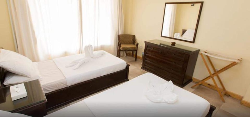 Minibar, in-room safe, free WiFi, bed sheets