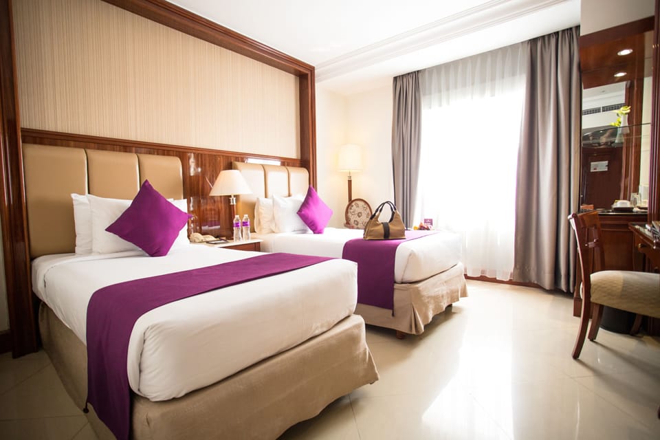 1 bedroom, premium bedding, down comforters, minibar