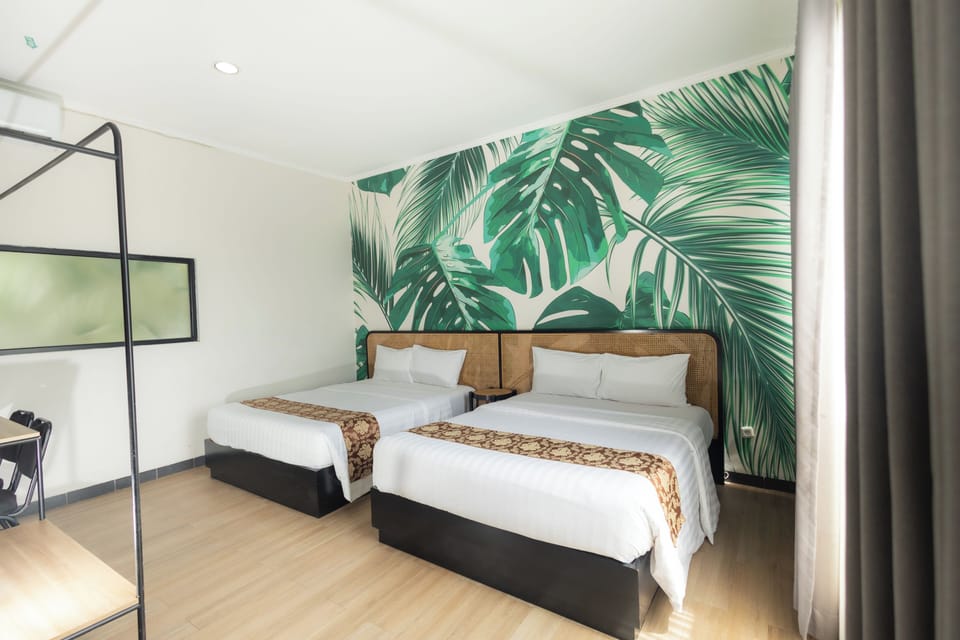 In-room safe, desk, soundproofing, free WiFi