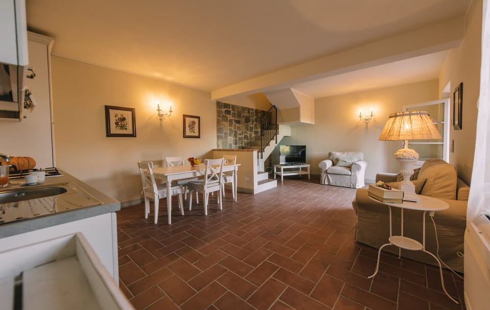 Duplex, 2 Bedrooms (Appartamento 4) | Private kitchen | Fridge, oven, stovetop, coffee/tea maker