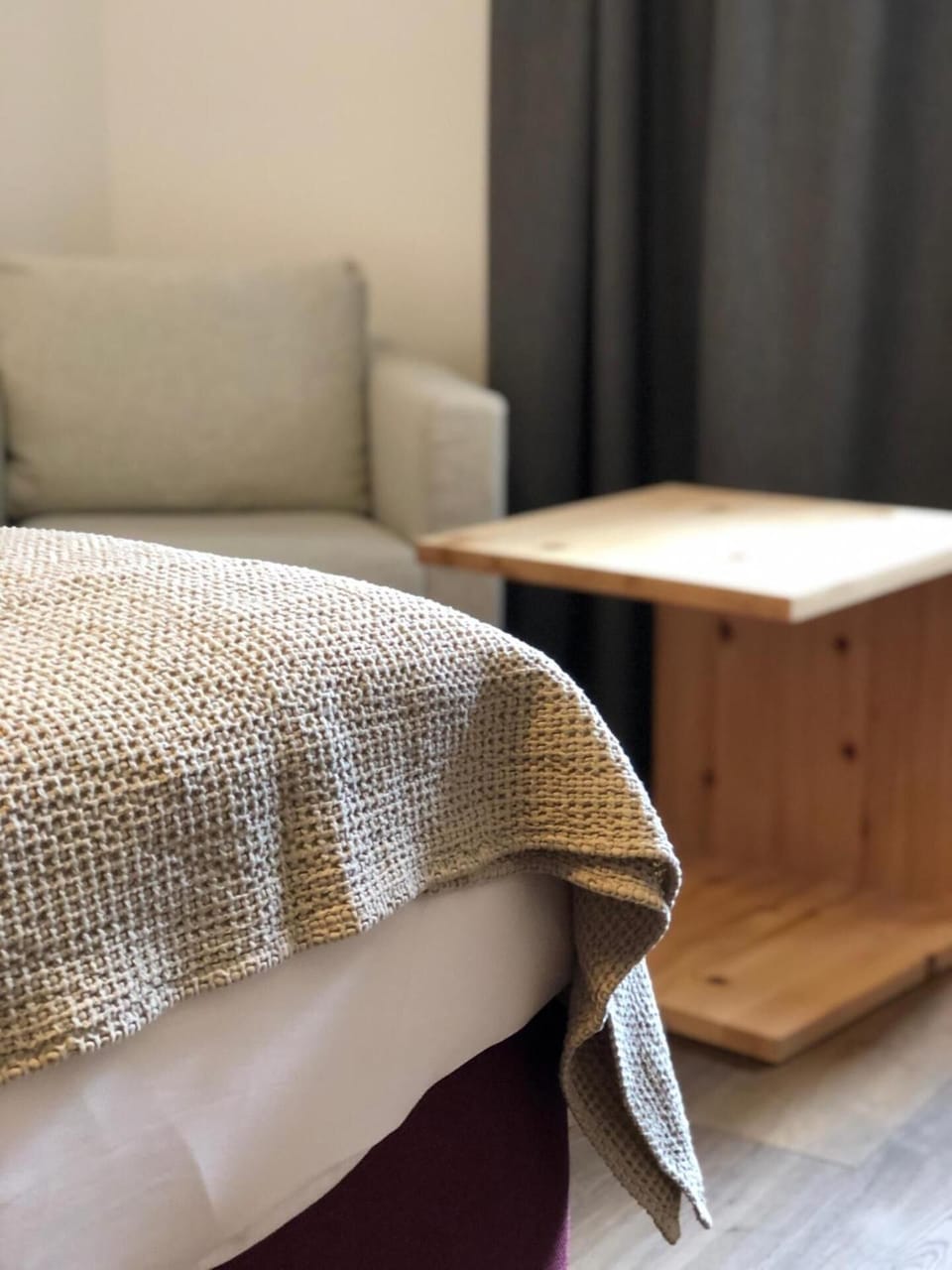In-room safe, desk, WiFi (free), bed sheets