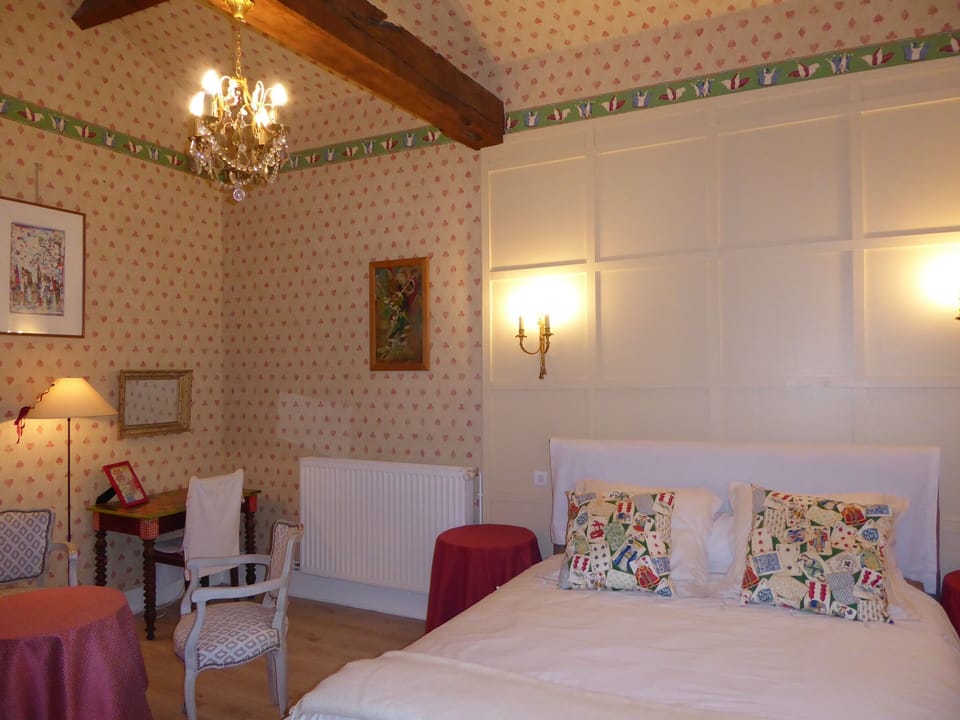 Double Room (Rouge) | Individually decorated, individually furnished, desk, blackout drapes
