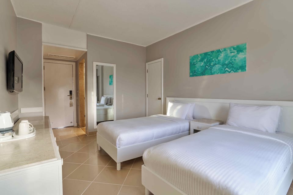 Minibar, in-room safe, individually furnished, desk