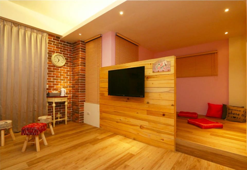 Standard Quadruple Room, 2 Double Beds | Rollaway beds, free WiFi, bed sheets