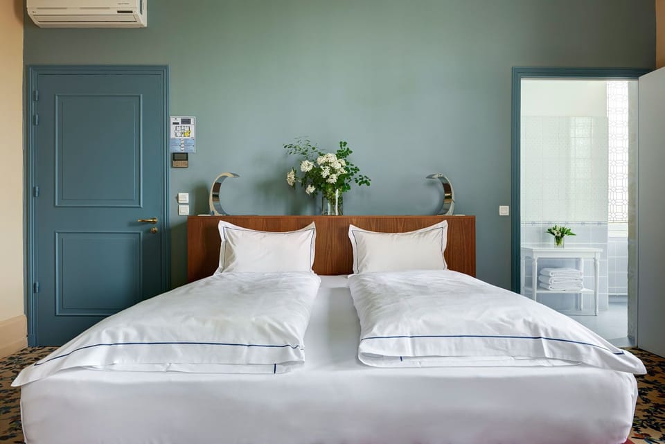 Double Room | Premium bedding, desk, soundproofing, iron/ironing board