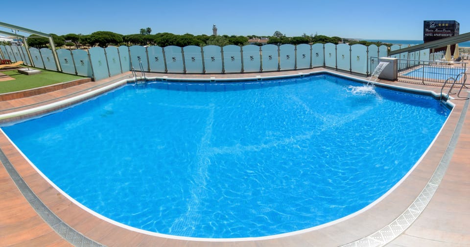 Rooftop pool