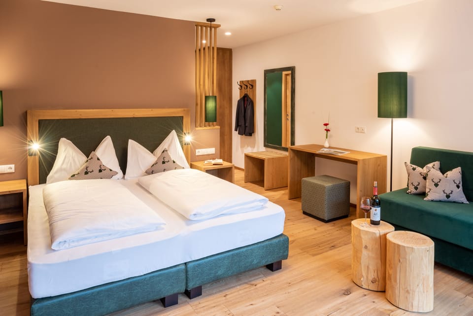 Superior Double Room | In-room safe, cribs/infant beds, free WiFi