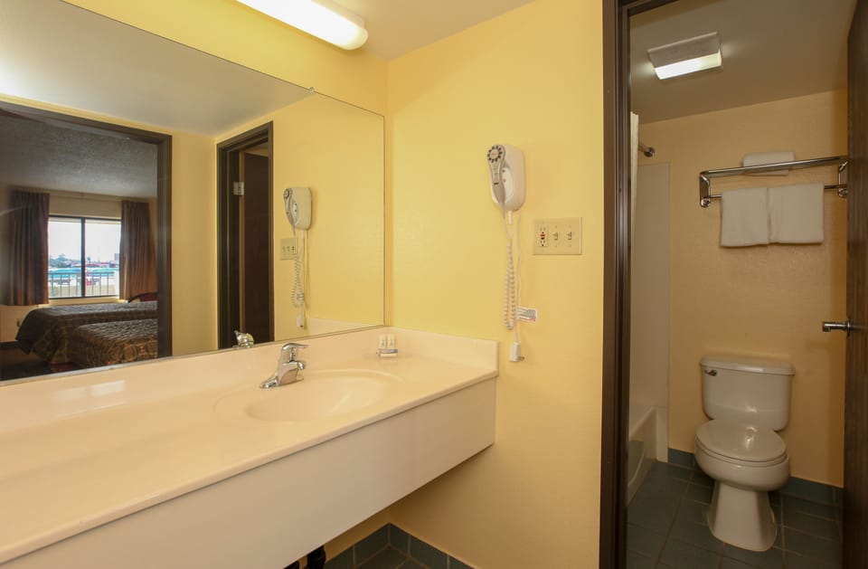 Standard Room, 2 Queen Beds | Free WiFi, bed sheets
