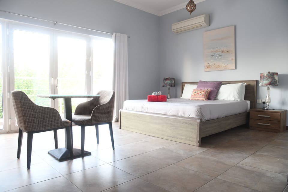 Superior Room, Pool View | In-room safe, desk, blackout drapes, WiFi (free)