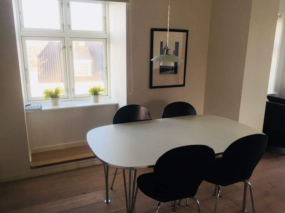 Basic Apartment | In-room dining