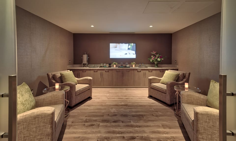 Couples treatment rooms, sauna, steam room, body treatments