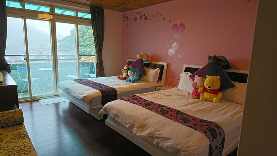 Standard Quadruple Room | Blackout drapes, free WiFi, bed sheets