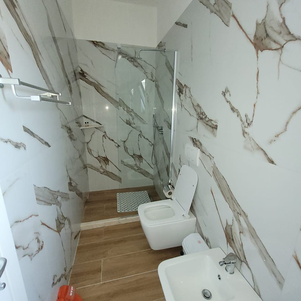 Standard Triple Room | Soundproofing