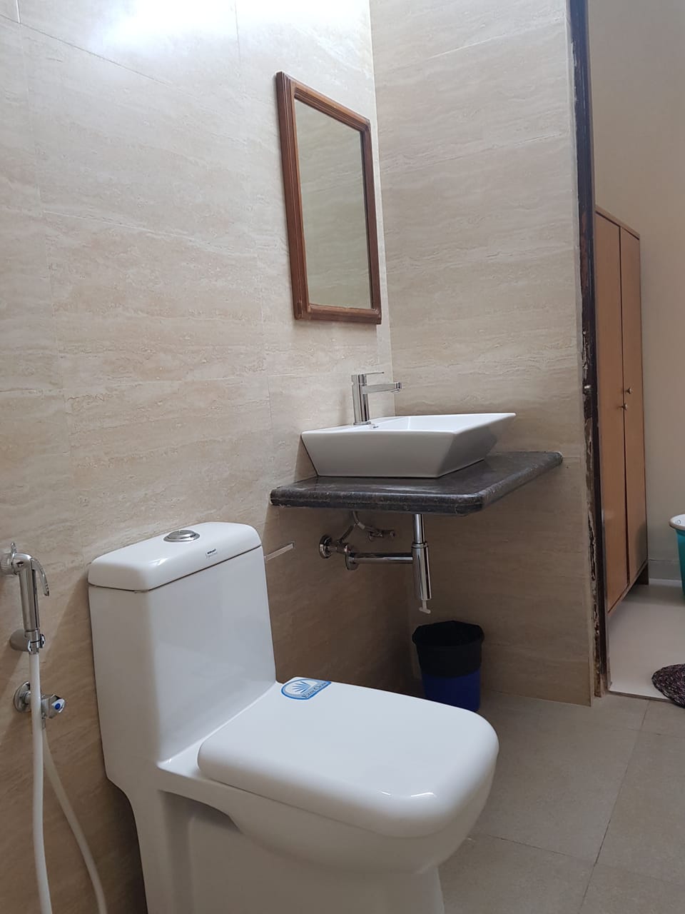 Double Room | Bathroom | Shower, bidet, towels, soap