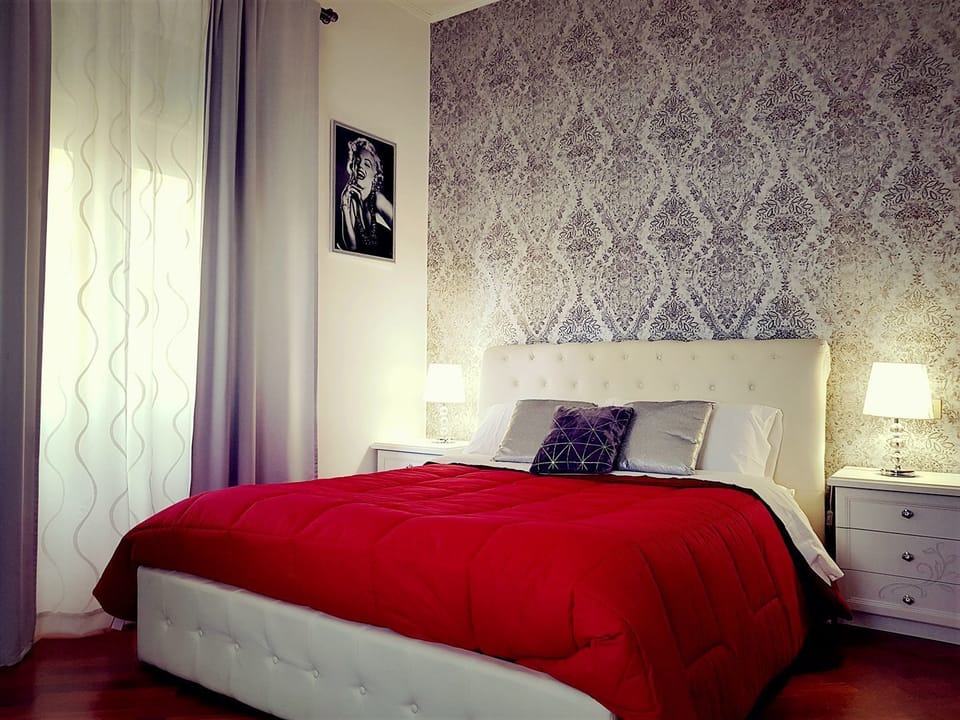 Frette Italian sheets, premium bedding, down comforters, pillowtop beds