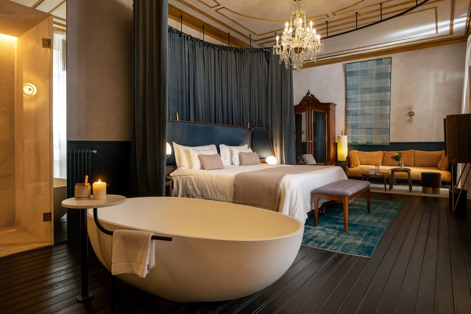 Premium Suite | 1 bedroom, Egyptian cotton sheets, premium bedding, down comforters