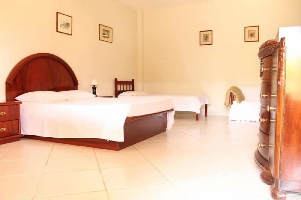 Triple Room | Bed sheets