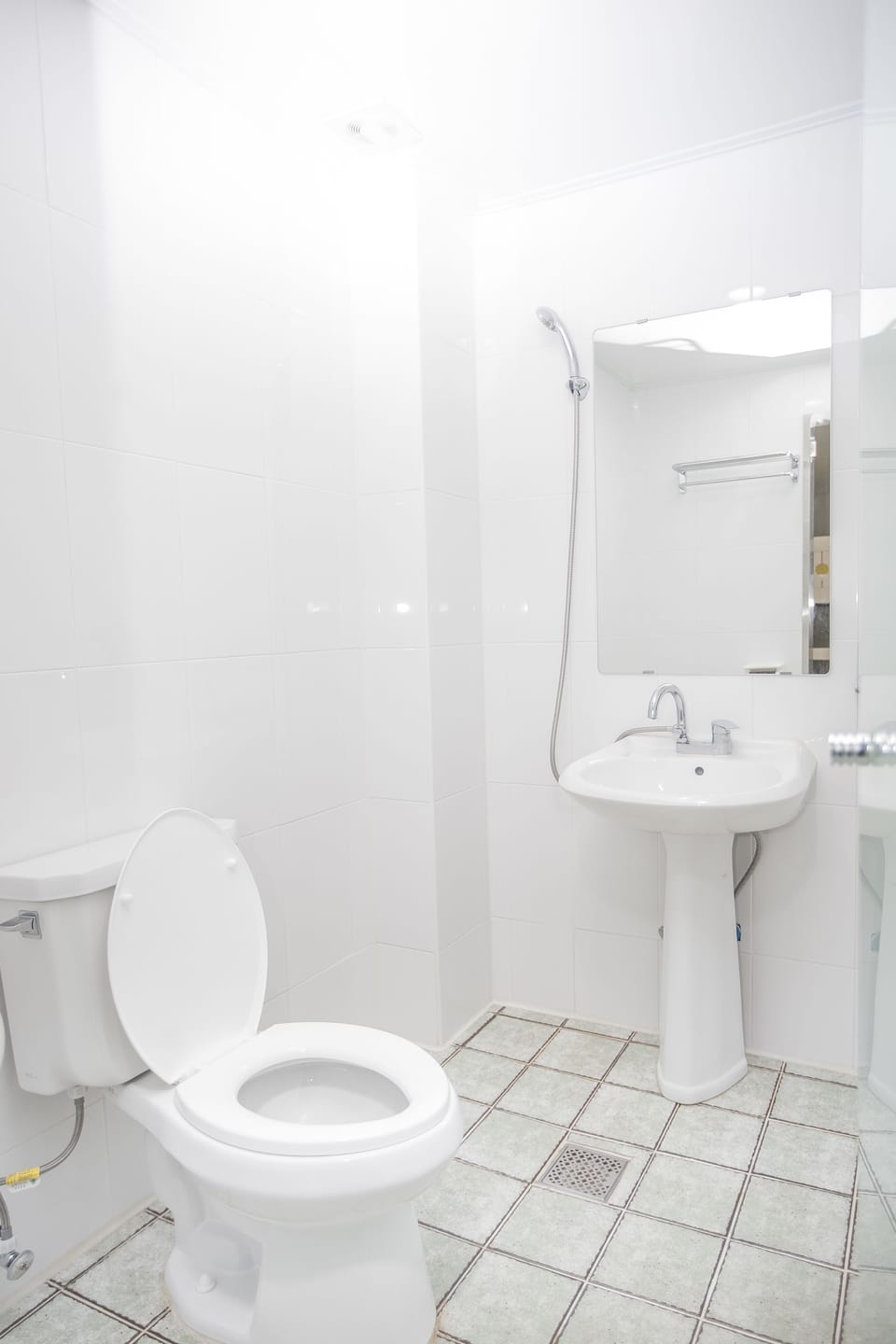 Shower, free toiletries, hair dryer, slippers
